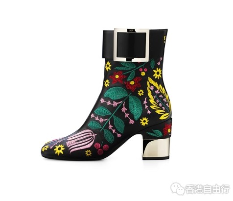 香港时尚：Roger Vivier 罗杰•维维亚Podium Square方跟短靴