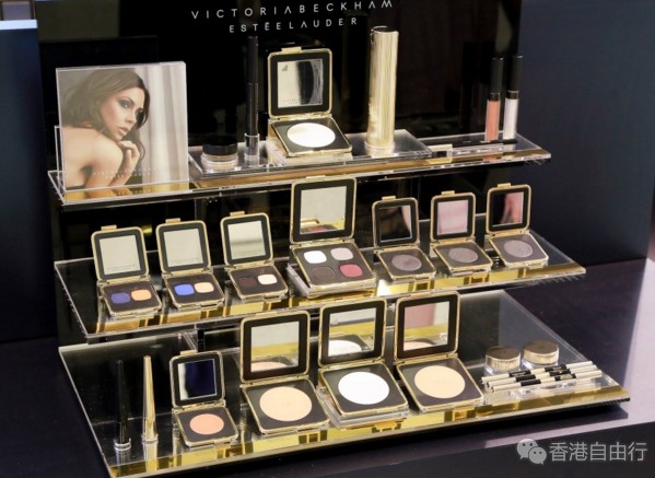 香港购物：雅诗兰黛 再次联同Victoria Beckham 隆重推出第二回限量彩妆系列