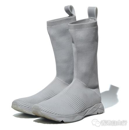 香港时尚：REEBOK推出最新灰色男裝高身袜套鞋款