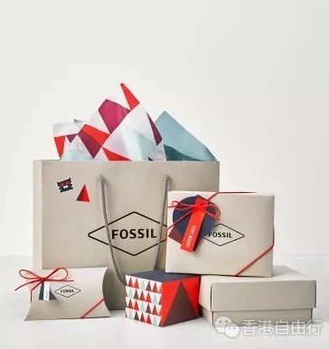 香港购物：Fossil全新系列为多款皮革单品注入别注颜色和图案