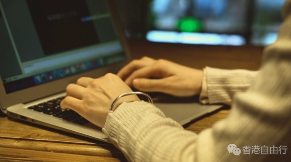 苹果13英寸新MacBook Air来了：首用R屏 售价下调