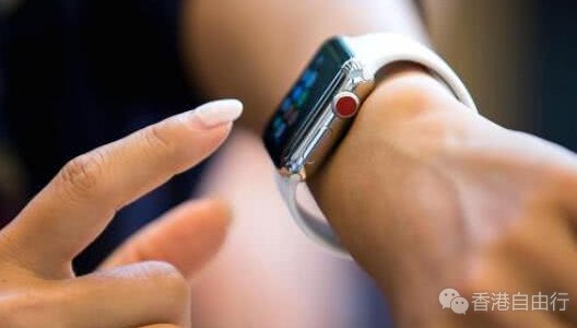 苹果今秋发布第四代Apple Watch 显示屏将增大15%