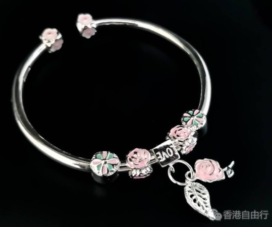 香港晒货：实拍HK多款正生银饰（手镯、耳环、颈链、手链、戒指等等）附价格