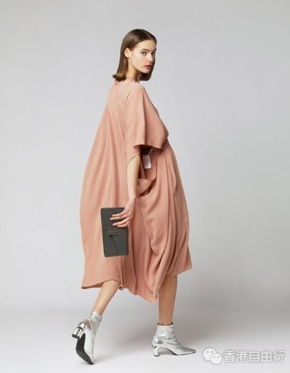 香港购物：Valextra Iside Pochette系列包包2018秋季新款