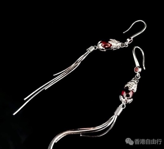 香港晒货：实拍HK多款正生银饰（手镯、耳环、颈链、吊坠等等）附价格