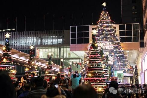 图集丨香港圣诞灯饰「妆点」节日气息