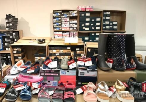 香港优惠：2折！Nike、Converse、NB运动鞋开仓爆抢！！！时代广场展销集实拍走一波