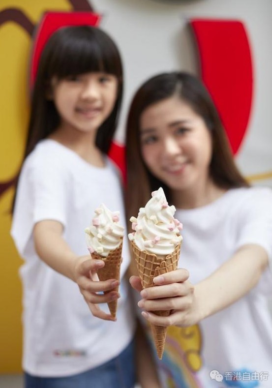 香港美食推介：Okashi Galleria x Calbee+ 首度推出限定版亲子T-shirt套装和亲子软雪糕