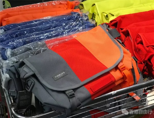 香港打折：时代广场本周开仓实拍！鞋子、背包、泳衣应有尽有~最低1折！