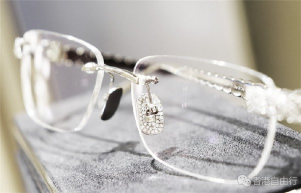 香港购物：溥仪眼镜 以工艺、材质与珍贵珠宝完美结合「LOTOS眼镜」