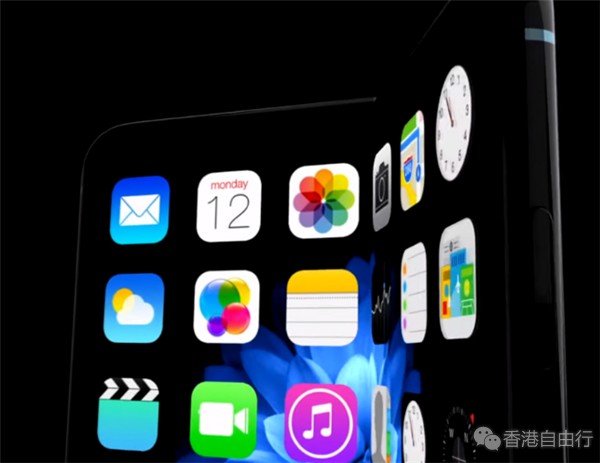 折叠屏iPhone概念图：内折设计、配开孔外屏 机身略厚重