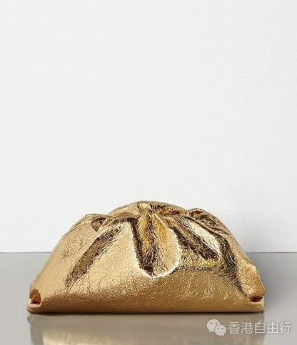 香港购物：Bottega Veneta手拿包2019秋季全新THE POUCH系列