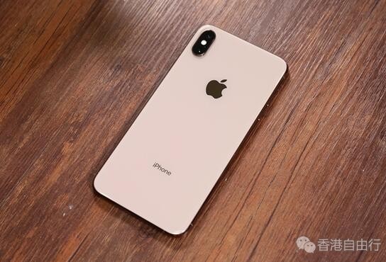 明年苹果 iPhone SE2 和 5G iPhone 将搭载性能优异的 LCP 天线