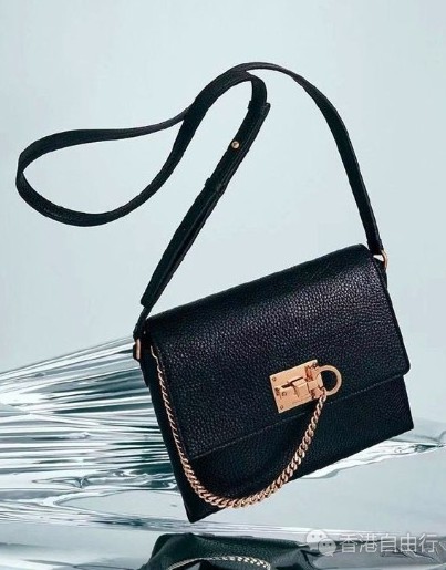 香港购物：Salvatore Ferragamo菲拉格慕2019假日系列包包