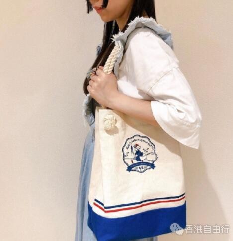 香港时尚：橡子共和国 新款魔女宅急便系列帆布袋