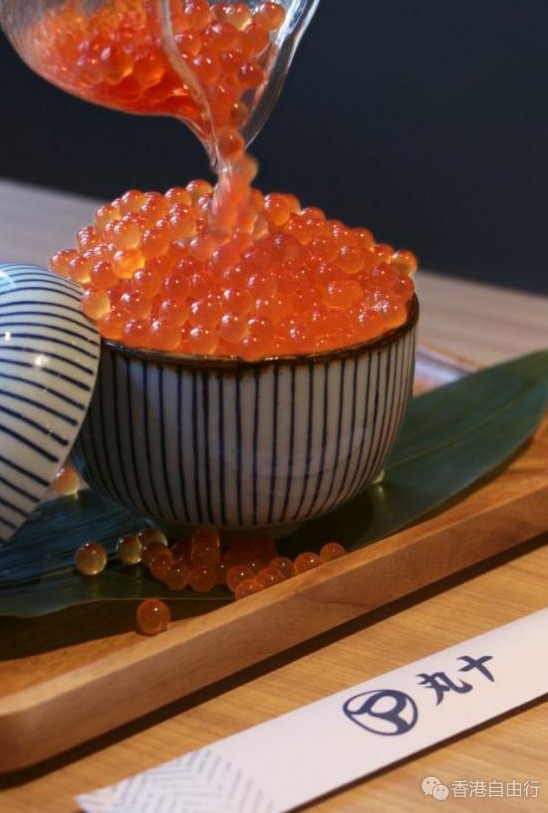 香港美食推介：丸十其中三间分店同步推出限定 “ 三文鱼籽爆丼”