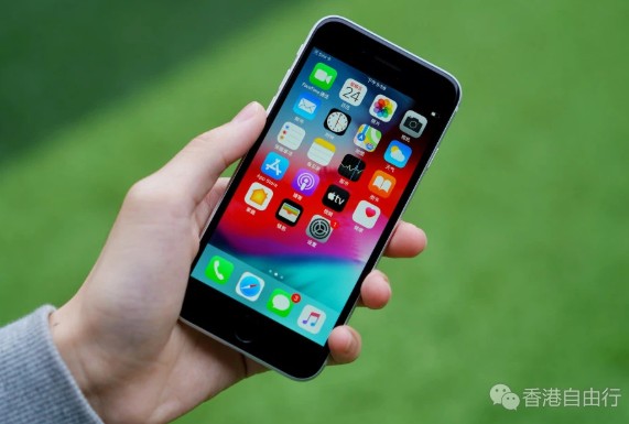 3299？iPhone SE Plus曝光：外观配置全面升级