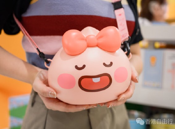 香港旅行：可爱到爆灯的LITTLE KAKAO FRIENDS火热登录海港城LCX