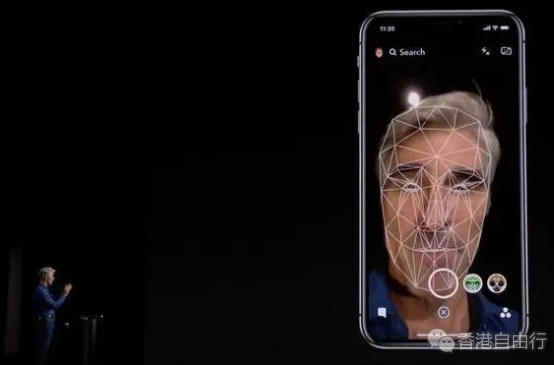 iPhone新功能：无需摘下口罩就能解锁