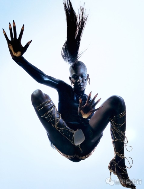 香港购物：Jimmy-Choo 联乘法国品牌MUGLER 带来独家鞋靴胶囊系列