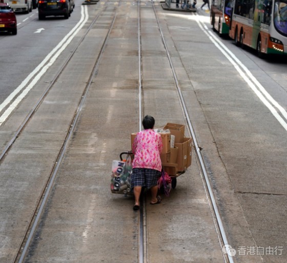 本港4月逾21.5万人领综援　按月跌0.6%