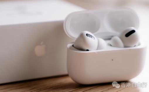 苹果 AirPods Pro 2 或将搭载运动传感器，首次支持健身追踪