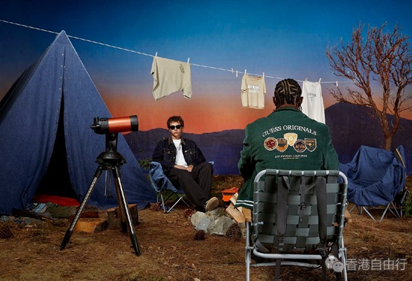 香港购物：GUESSOriginals全新秋季系列以自然元素为灵感