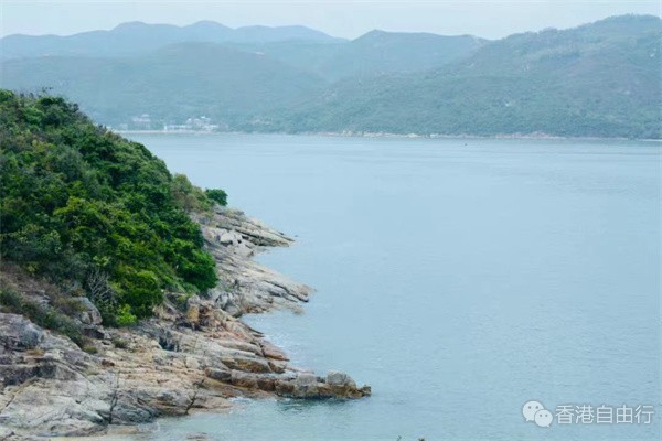 香港旅行：小众的冷门宝藏黑沙滩！