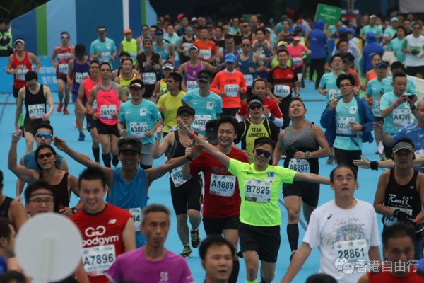 渣马明开跑迎湿暖天　情人节遇大降温