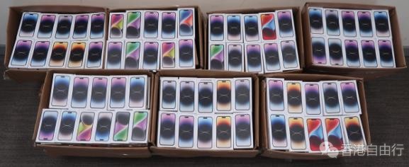 海关深圳湾检逾400部走私苹果手机 市值400万元