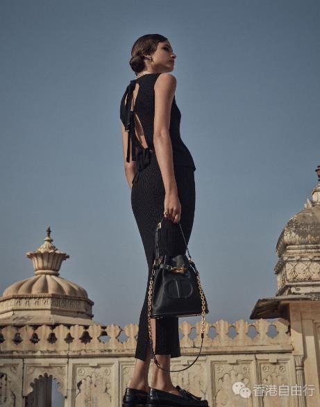 香港购物：C’est Dior手袋 Dior皮具系列的新款作品