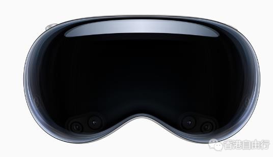 苹果发布首款头显 Apple Vision Pro：一台革命性的空间计算设备