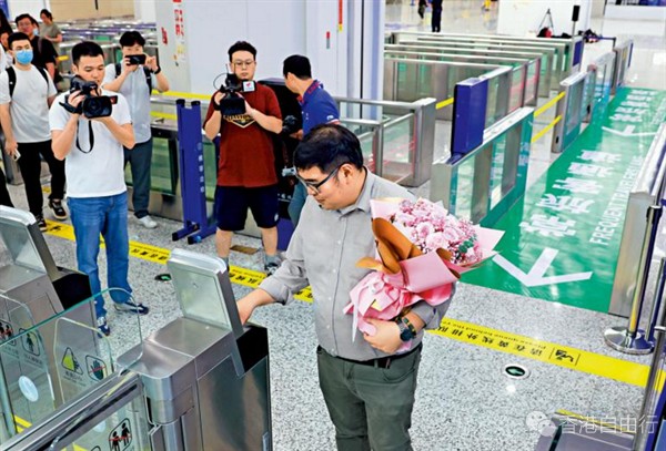 粤澳「常旅客」　横琴口岸20秒过关