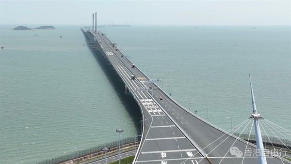 「港车北上」逾2500辆次车通关　为「澳车北上」同期5倍