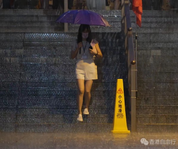 杜苏芮将闯港800公里　天文台明日稍后挂一号波