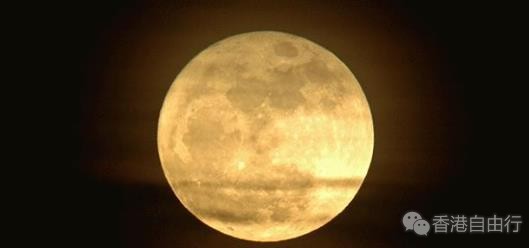“超级月亮”“蓝月亮” 相继登场