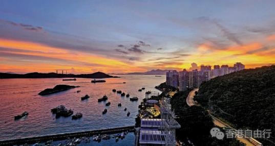 风后晚霞:台风“苏拉”远去，市面逐渐恢复繁华