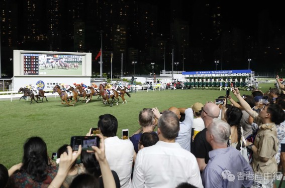 香港夜缤纷｜跑马地马场逢周三免费入场　明晚上演精彩杂技表演