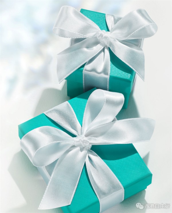 香港购物：岁末好礼来袭！打开 Tiffany Blue® 礼物盒，揭晓无限喜悦与可能！