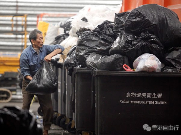 甄韦乔：有屋苑未确定如何处理及釐清垃圾徵费责任问题