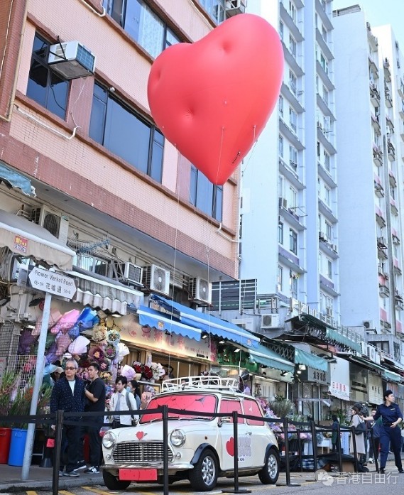 香港旅行：再不来打卡就要晚啦 「胖心心」巨型红心装置