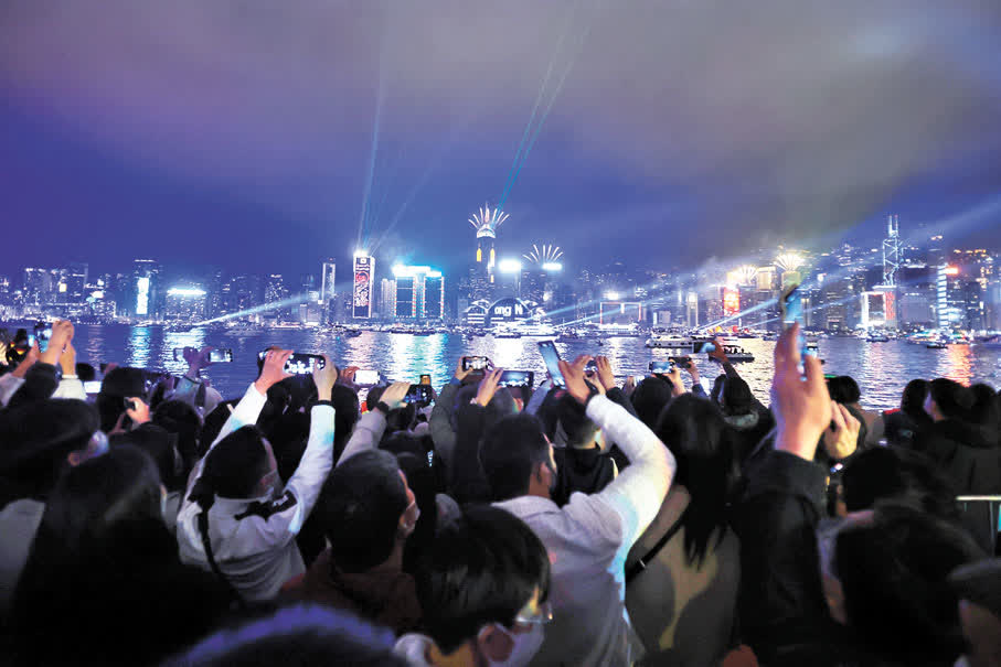 预算案｜每月办烟火和无人机表演　重新打造「幻彩咏香江」