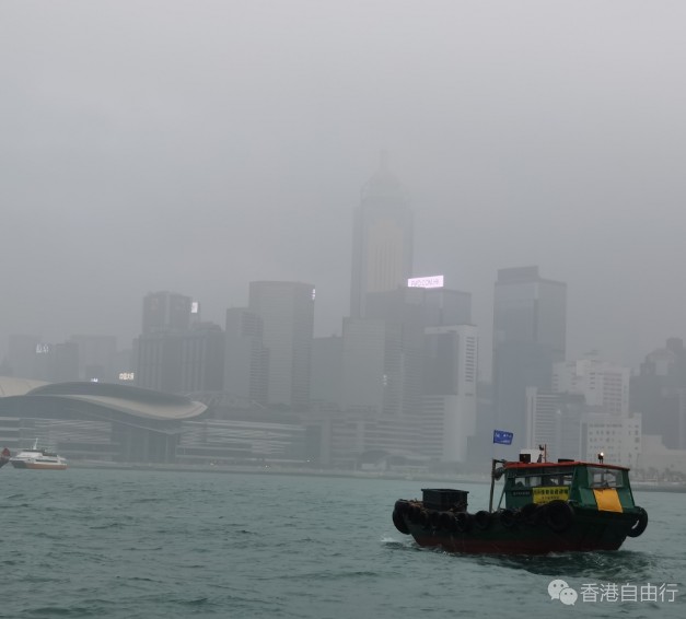 今早大雾多区湿度百分百　冷锋抵港明起降温