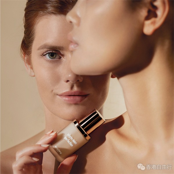 香港购物：Sisley “Phyto-Teint Perfection 植物持久养肌粉底液”