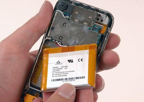 苹果对存爆炸隐患的iPhone电池进行召回