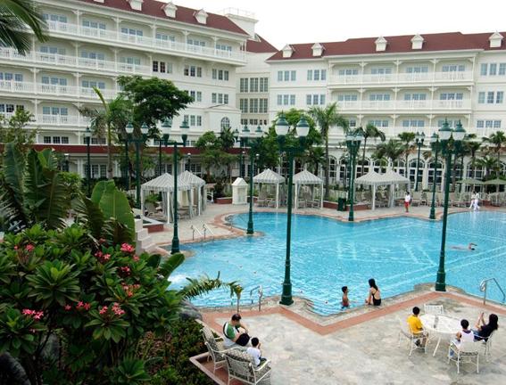 香港迪斯尼酒店圣诞期间一房难求 40%为内地游客