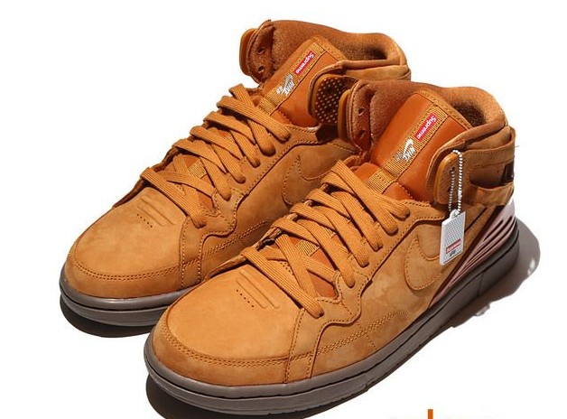 2011香港年度至尊波鞋！ Supreme x Nike SB '94