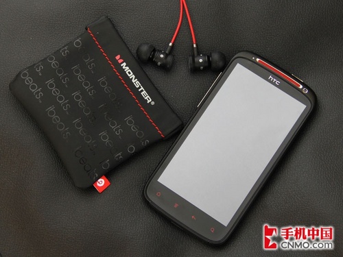 京港手机报价对比：8G版iPhone4差价仅300