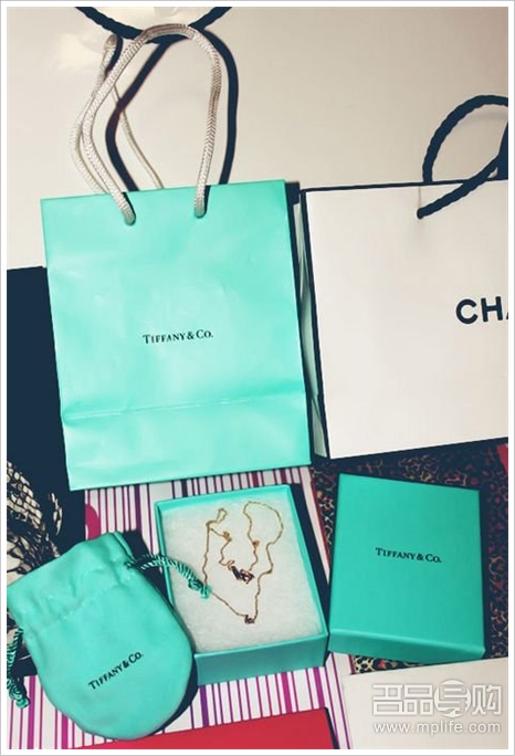 香港购物败BVL+对戒Tiffany+钻石项链+化妆品