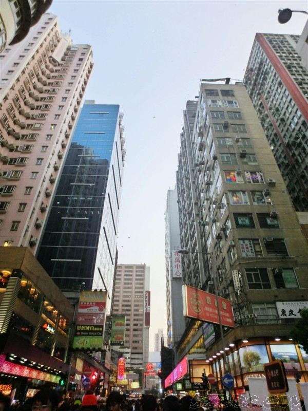 香港跨年狂欢·索尼PSvita，iphone4s，snidel福袋,香水多图
